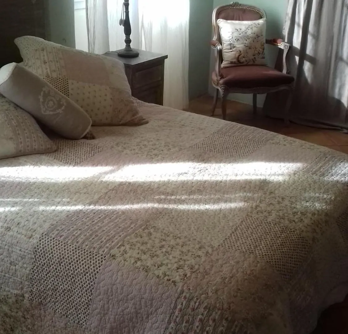 B&B L'Avelan Chambre D'Hote La Trinité 0*,  France